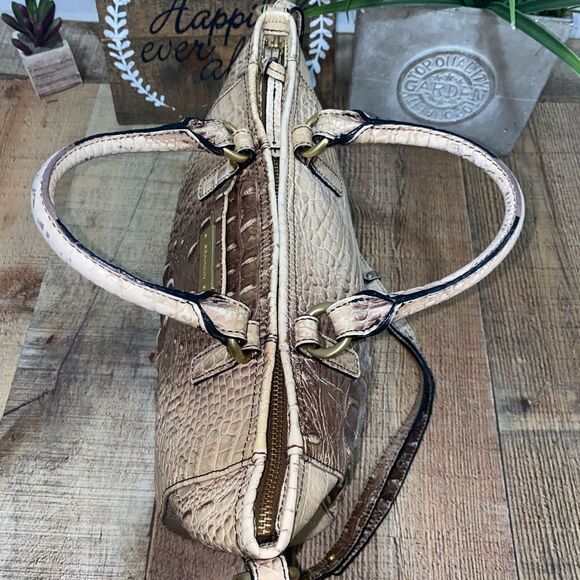 Brahmin
Eclipse Mini Arno Satchel/ Shoulder/ Leather Cross Body Bag - Picture 7 of 12